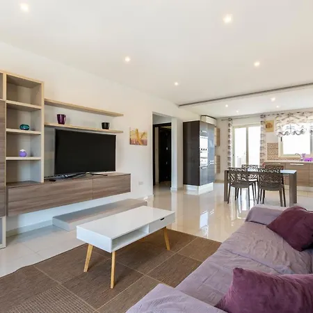 דירה Lovely, Cozy Fully Equipped 2br In The Centre By 360 Estates San Ġwann