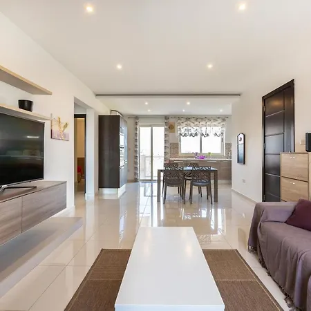 Lovely, Cozy Fully Equipped 2br In The Centre By 360 Estates Апартаменты San Gwann
