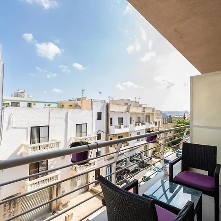 Lovely, Cozy Fully Equipped 2br In The Centre By 360 Estates דירה